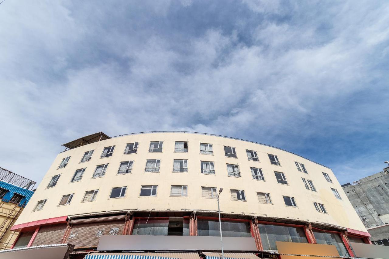 Octave Himalaya Monarch Hotel Bangalore Exterior photo