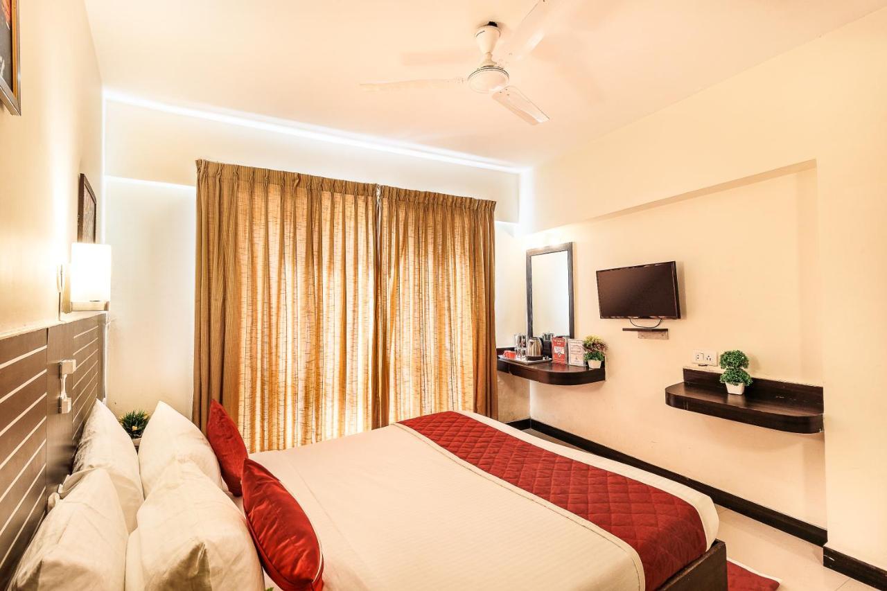 Octave Himalaya Monarch Hotel Bangalore Exterior photo