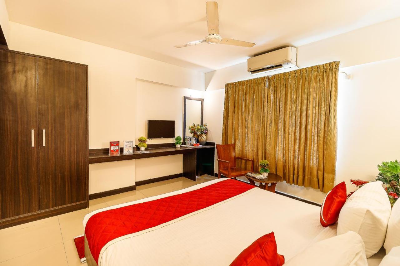 Octave Himalaya Monarch Hotel Bangalore Exterior photo