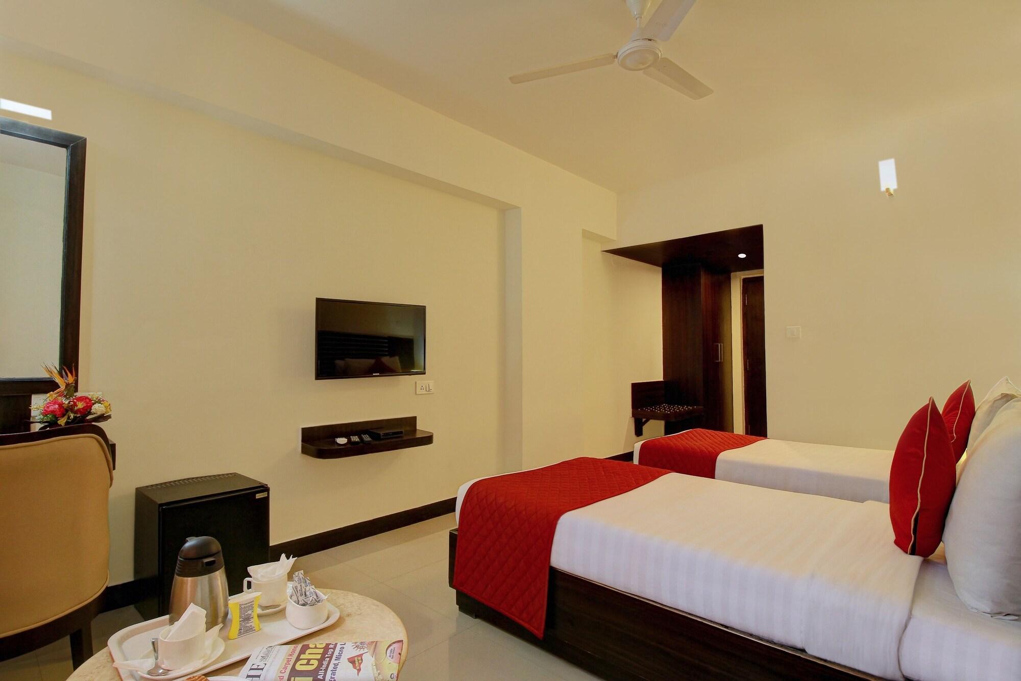 Octave Himalaya Monarch Hotel Bangalore Exterior photo