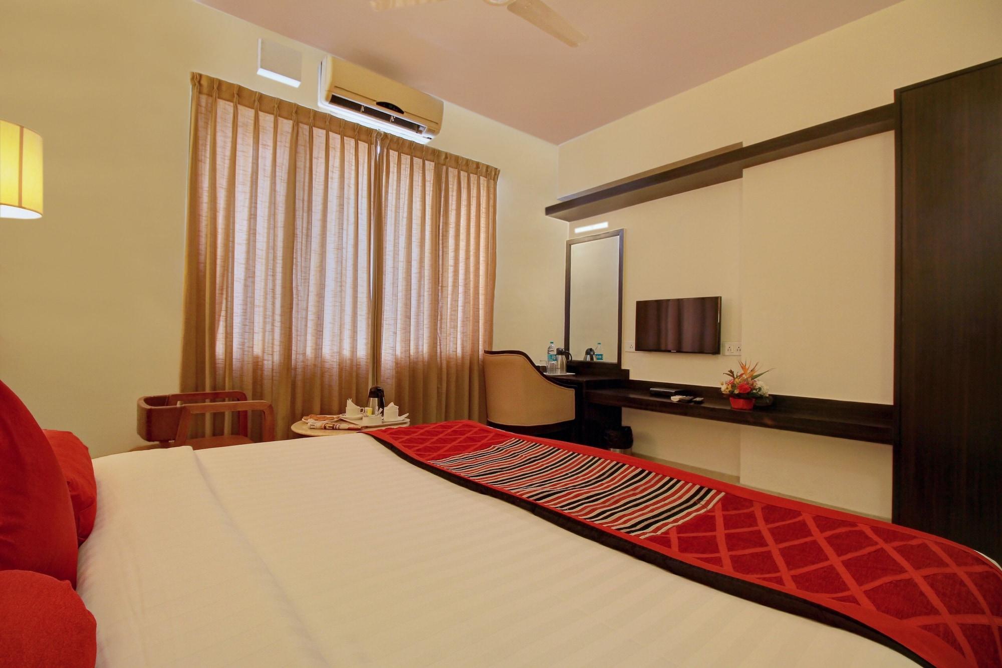 Octave Himalaya Monarch Hotel Bangalore Exterior photo