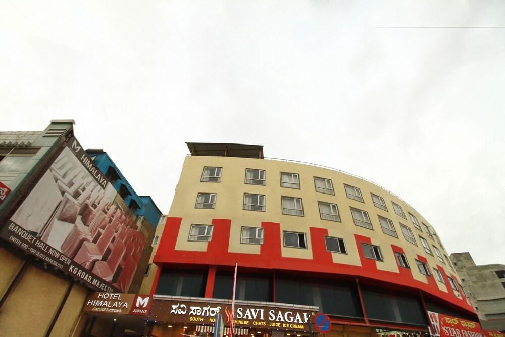 Octave Himalaya Monarch Hotel Bangalore Exterior photo
